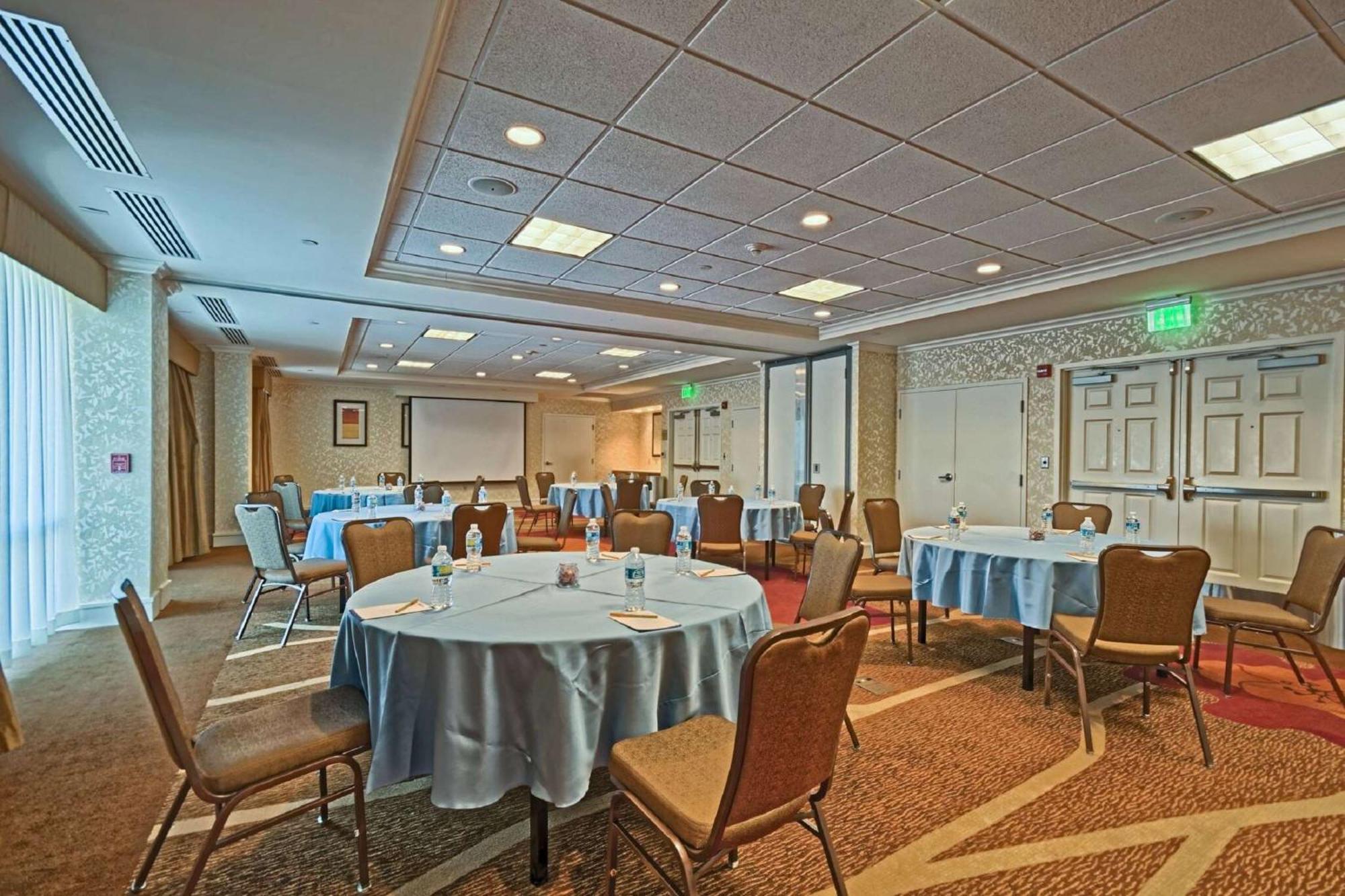 Hilton Garden Inn By Hilton Mount Laurel Kültér fotó